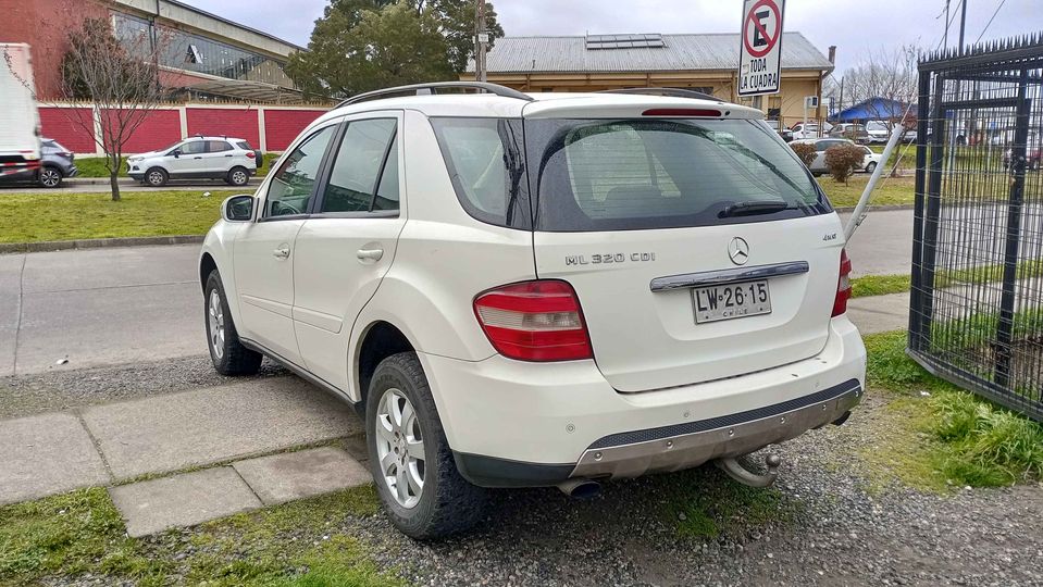 Mercedes-Benz Ml320 — foto 8 de 15