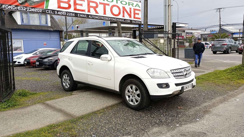 Mercedes-Benz Ml320 — foto 7 de 15