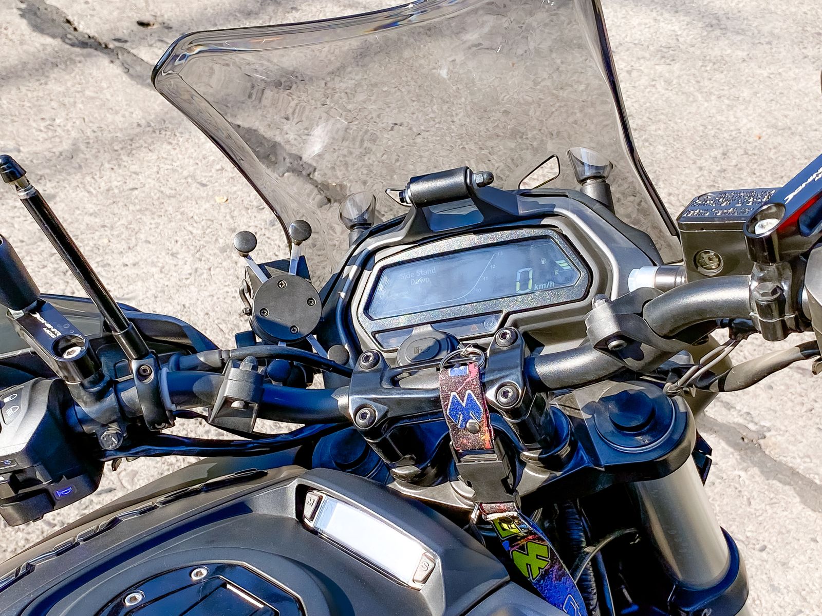 Bajaj Dominar 400 — foto 10 de 11