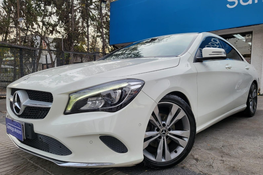 Mercedes-Benz Cla180 — foto 3 de 18