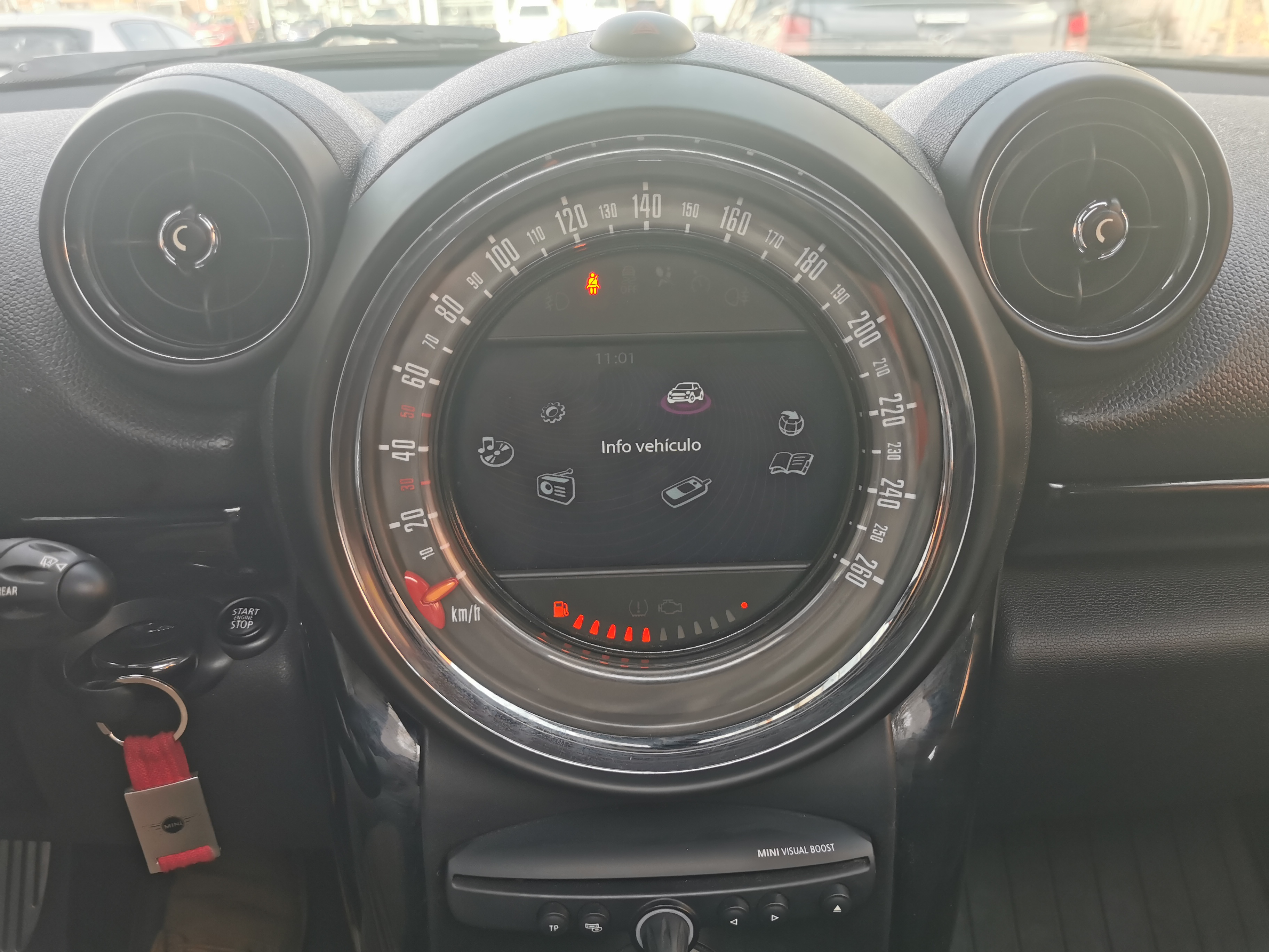 MINI Countryman — foto 9 de 19