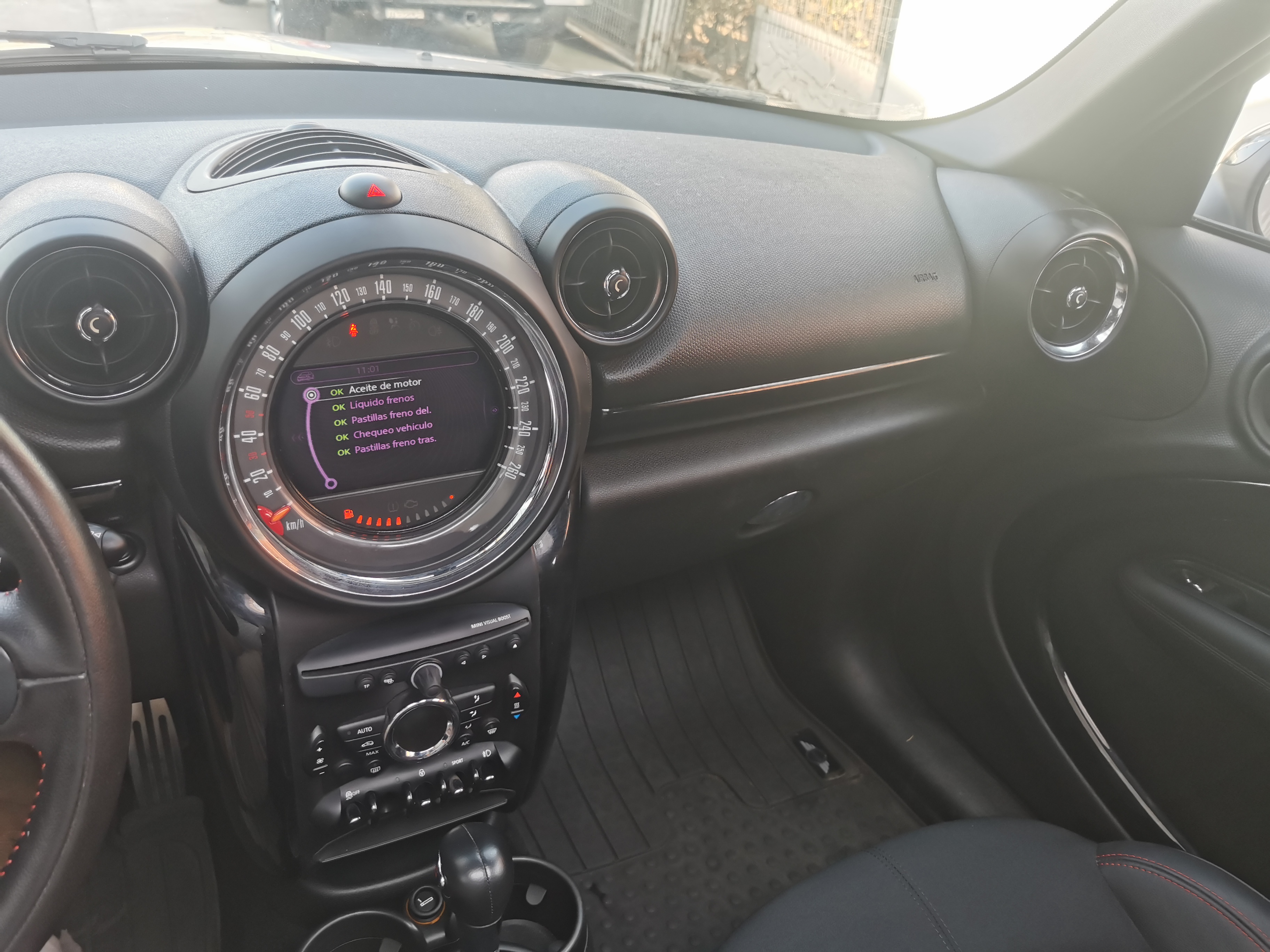 MINI Countryman — foto 8 de 19