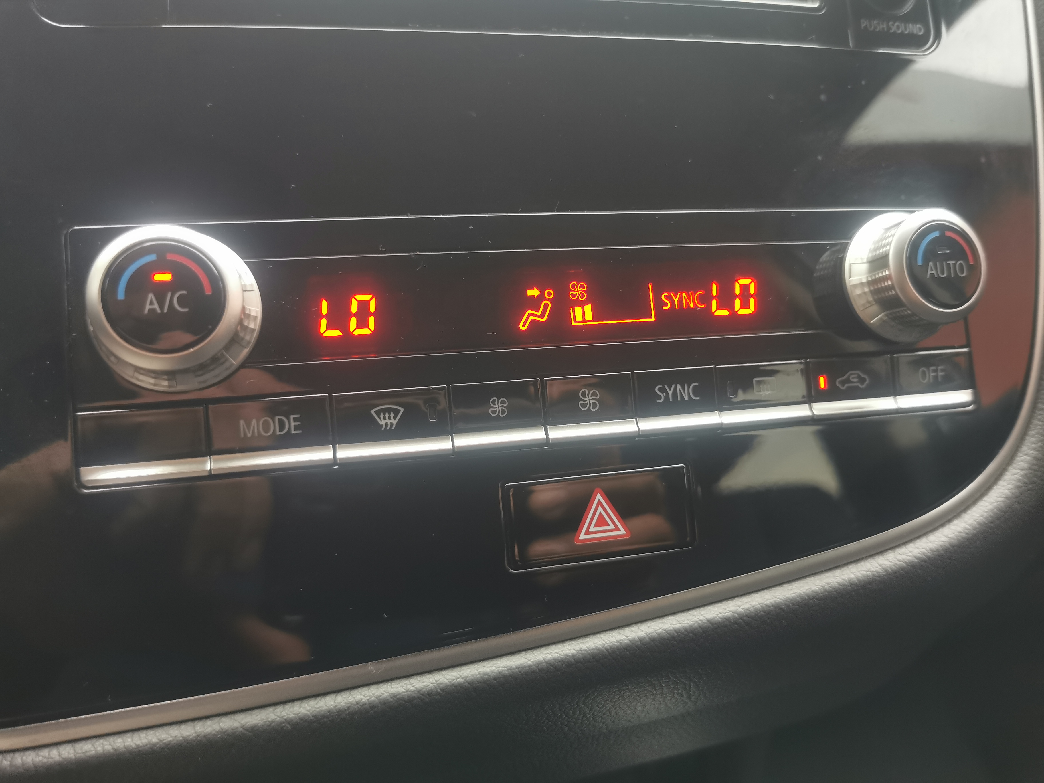 Mitsubishi Outlander — foto 10 de 19