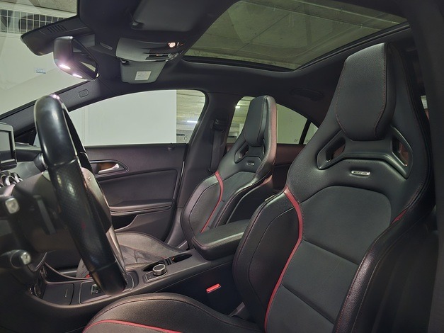 Mercedes-Benz Cla45 — foto 12 de 12