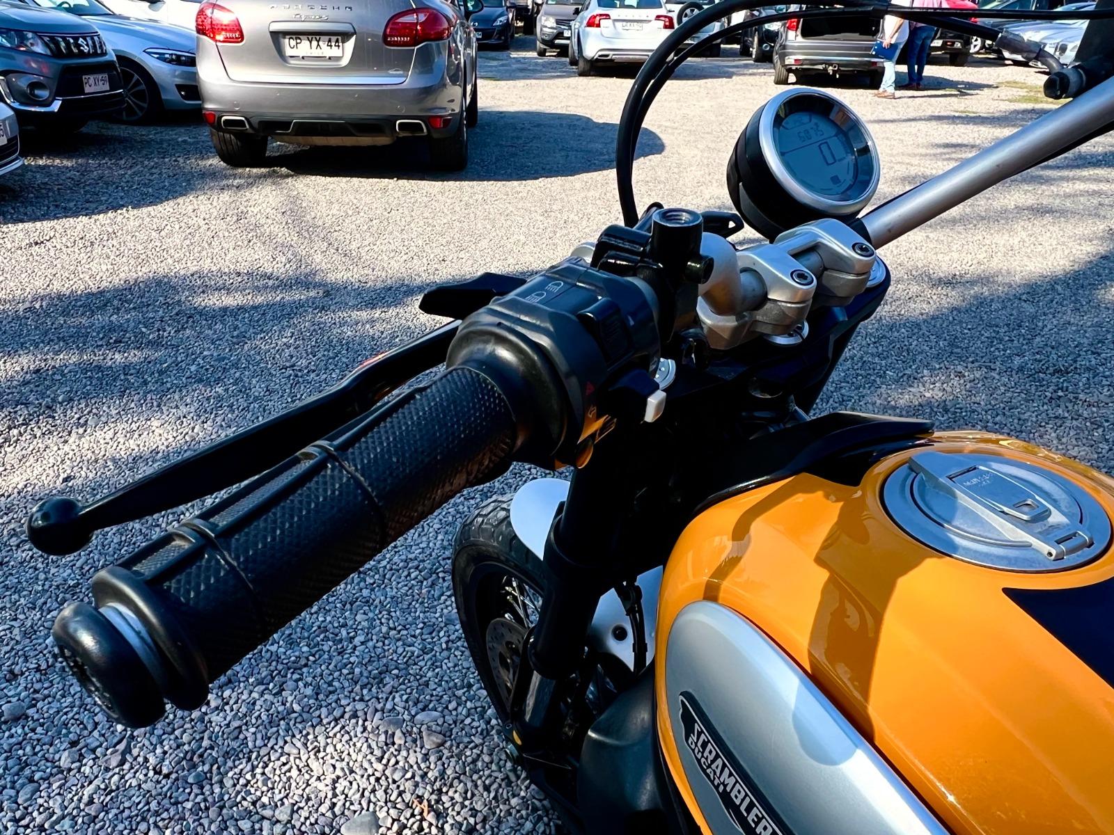 Ducati Scrambler Classic — foto 11 de 13