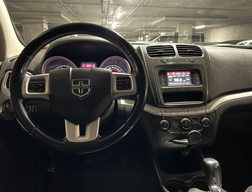 Dodge Journey — foto 9 de 18