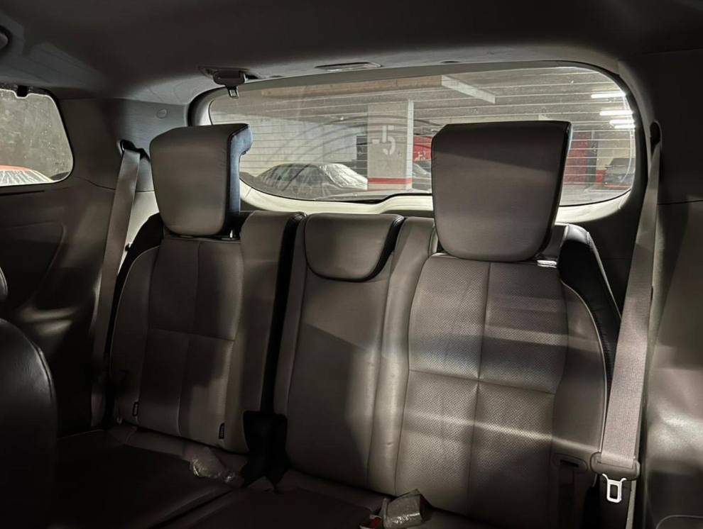 KIA Grand Carnival — foto 17 de 18