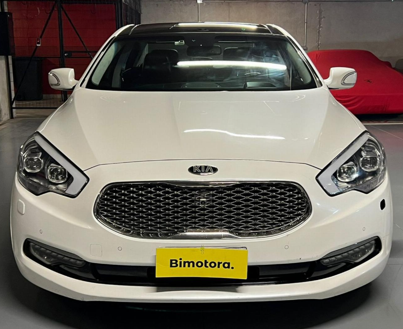 KIA Quoris — foto 2 de 20