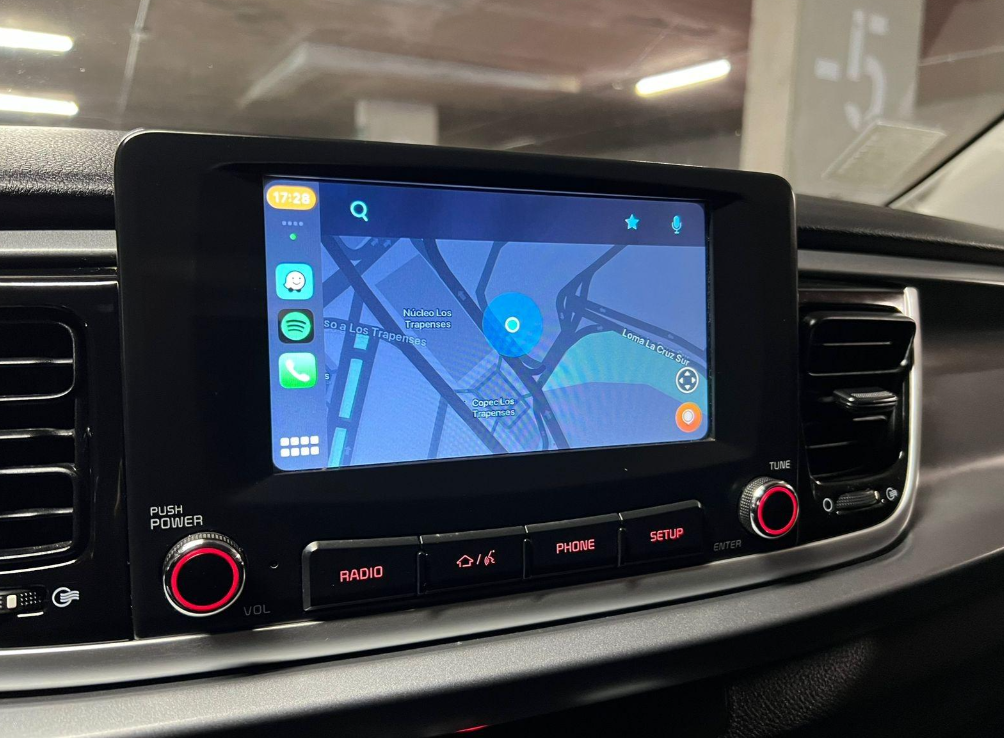 KIA Rio5 — foto 9 de 12