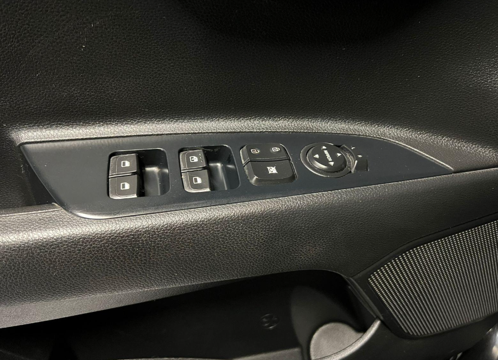 KIA Rio5 — foto 7 de 9