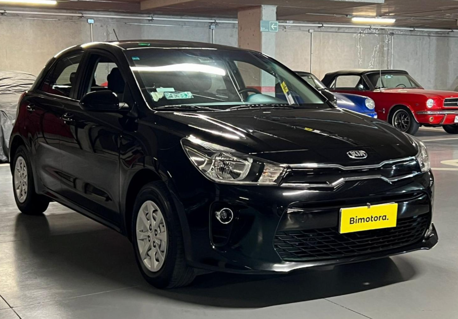 KIA Rio5 — foto 3 de 9