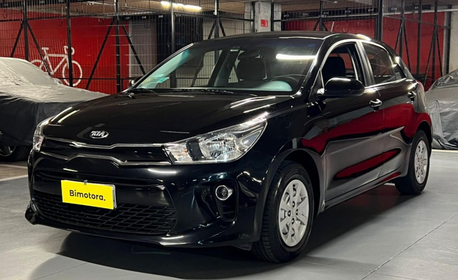 KIA Rio5