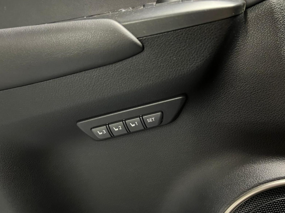 Lexus Nx300 — foto 16 de 19