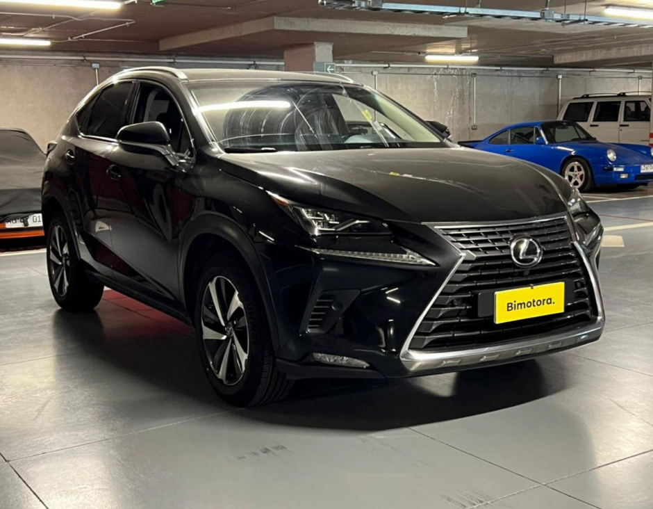 Lexus Nx300 — foto 2 de 19