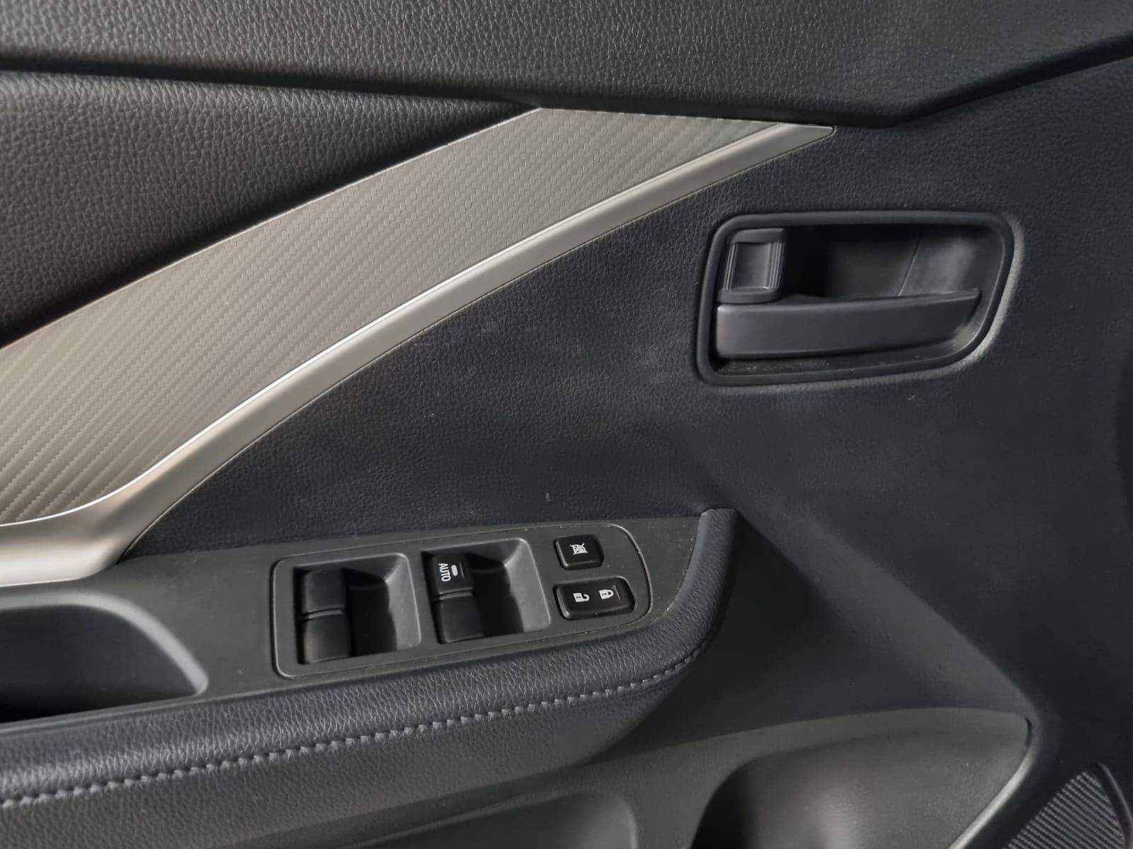 Mitsubishi Xpander — foto 3 de 13