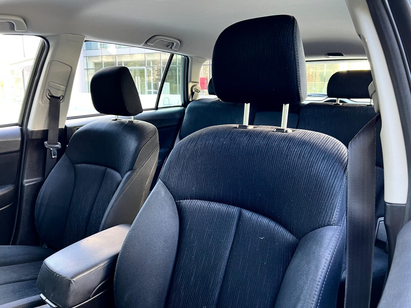 Subaru Outback — foto 5 de 16