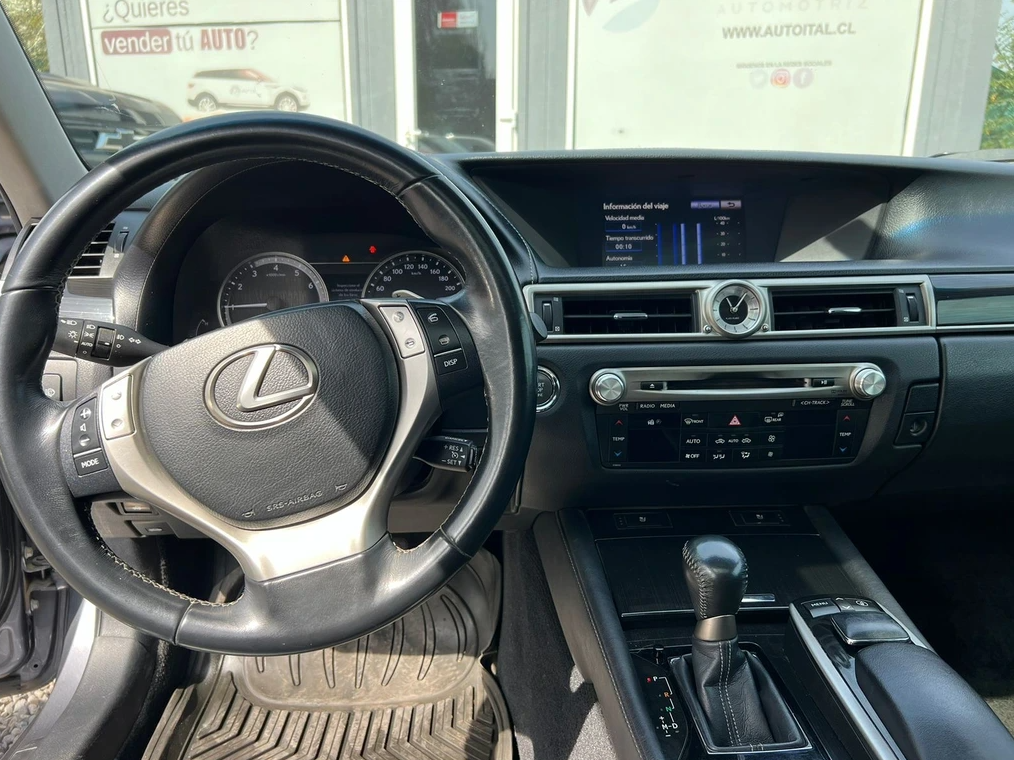 Lexus Gs250 — foto 10 de 15