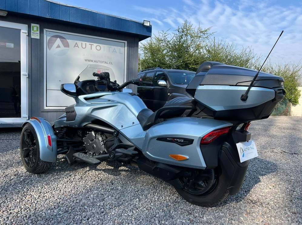 Brp Can Am Spyder 990 — foto 6 de 13
