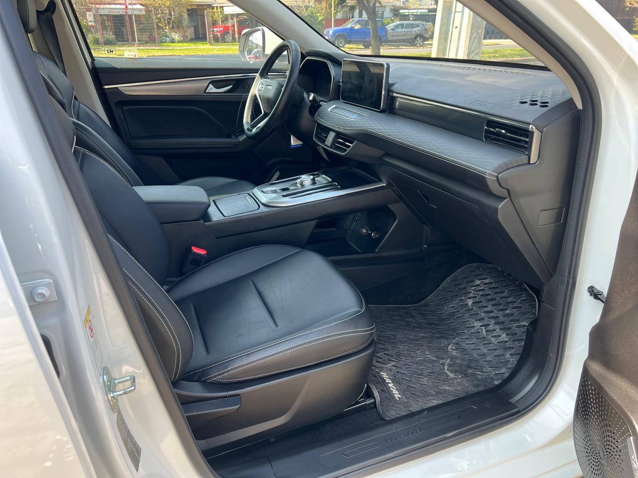 Haval Jolion — foto 10 de 20
