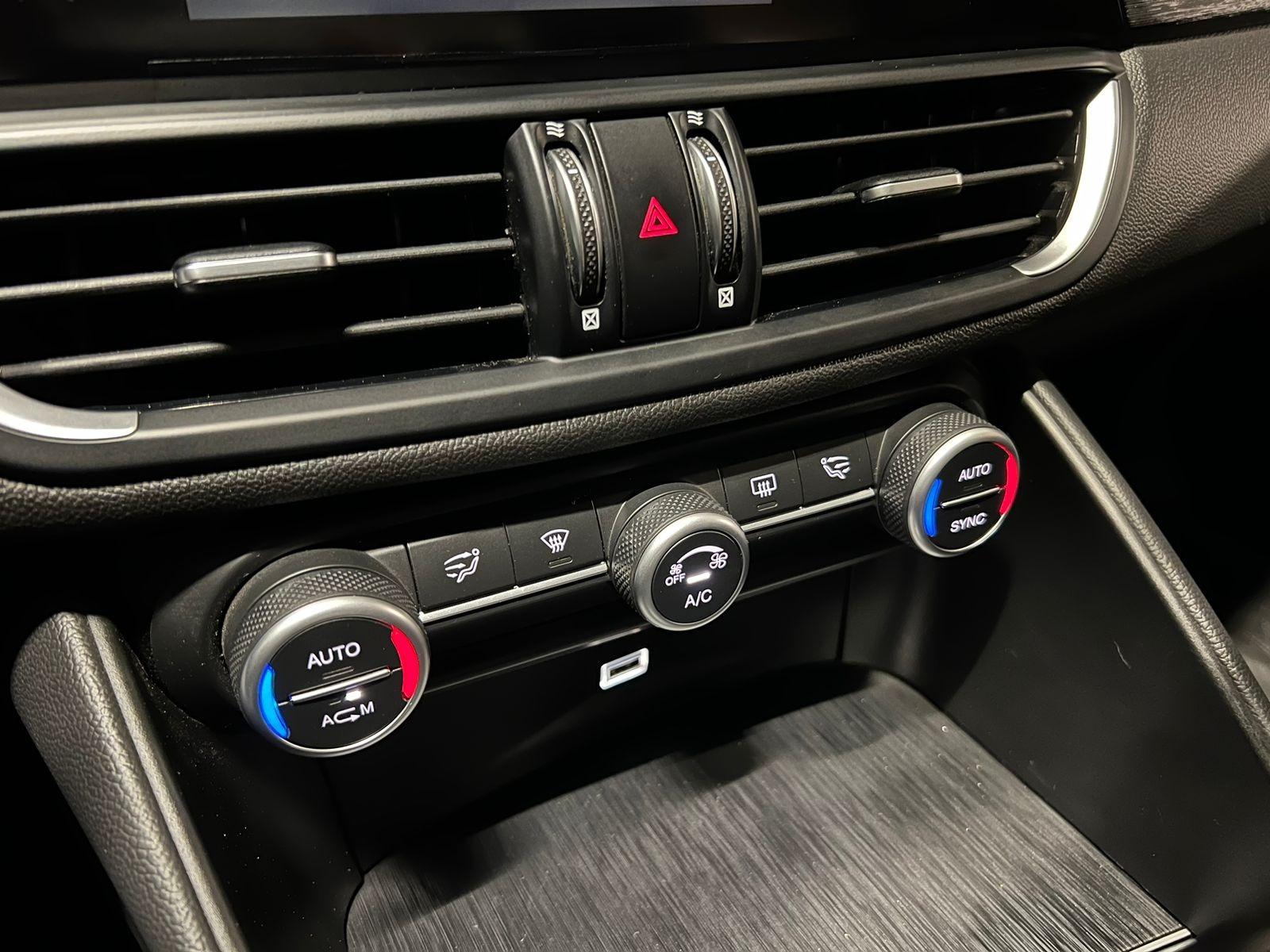 Alfa Romeo Giulia — foto 10 de 18
