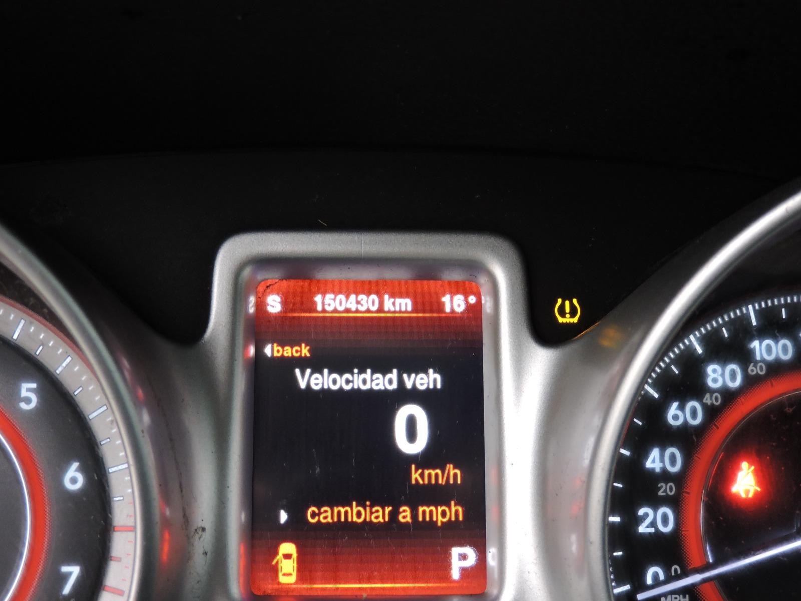 Dodge Journey — foto 18 de 20