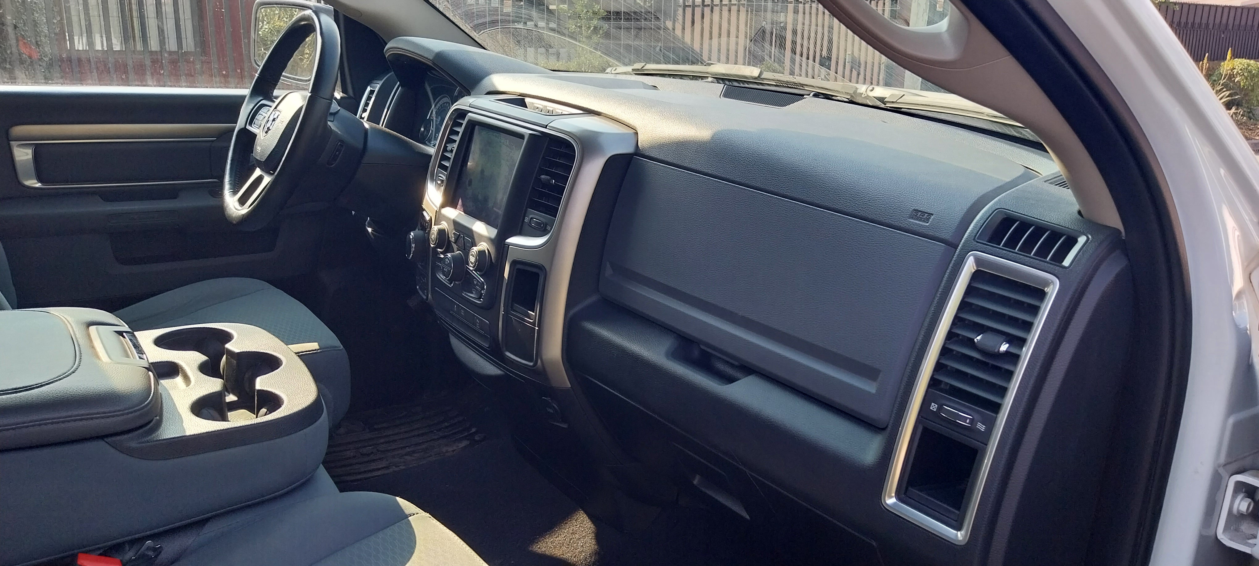 RAM 1500 — foto 10 de 13
