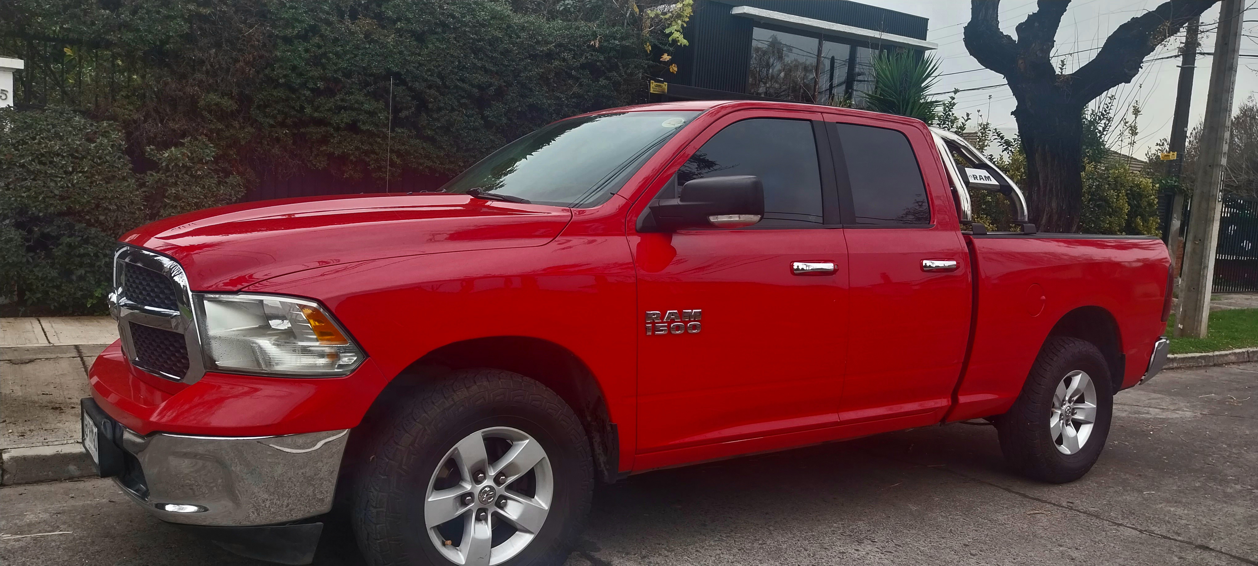 Dodge Ram 1500 — foto 3 de 10