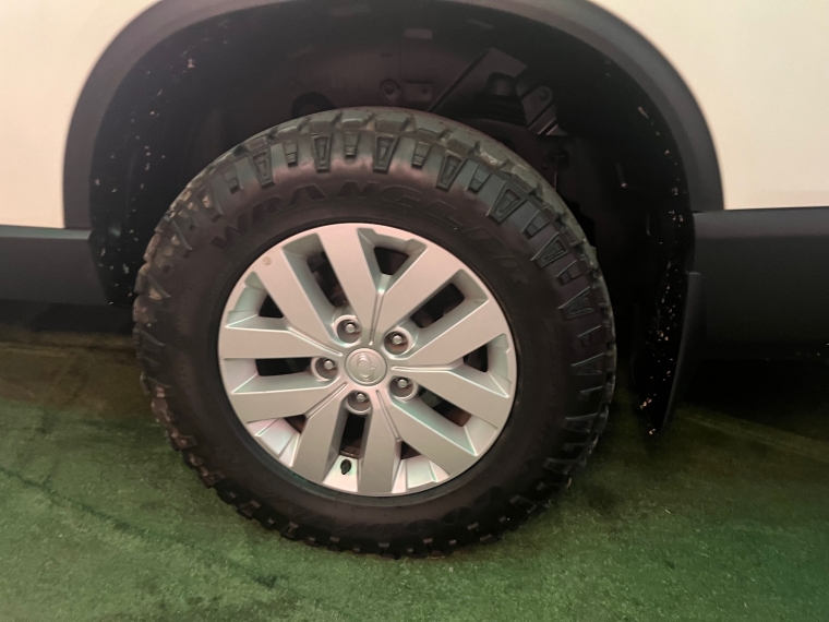 SsangYong Grand Musso — foto 8 de 9