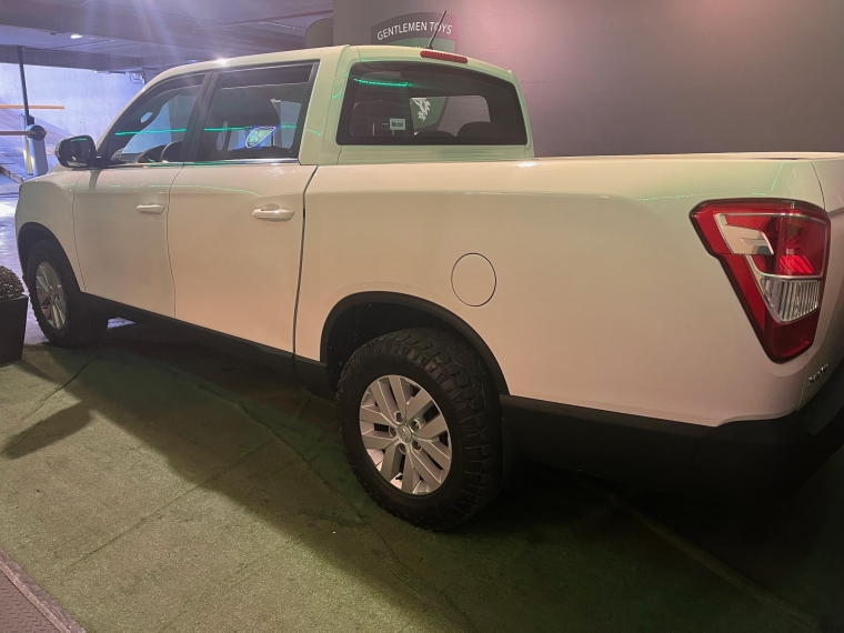 SsangYong Grand Musso — foto 9 de 9