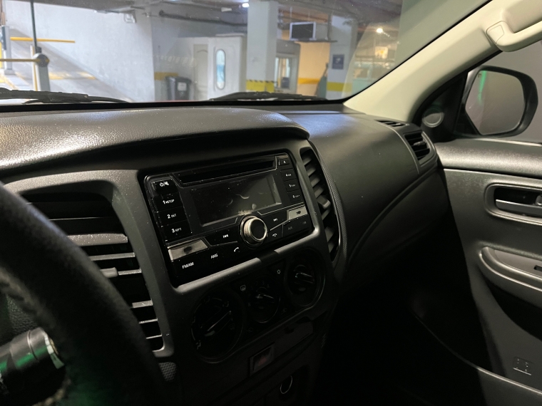 Mitsubishi L200 — foto 4 de 10