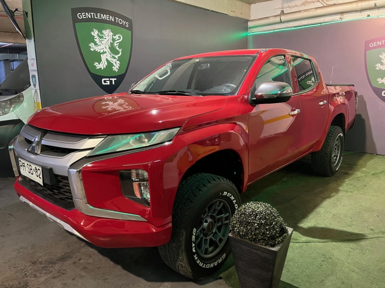 Mitsubishi L200 — foto 3 de 10