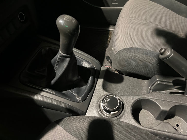 Mitsubishi L200 — foto 5 de 10