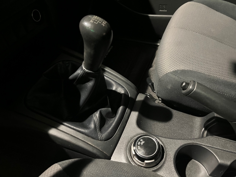 Mitsubishi L200 — foto 7 de 11