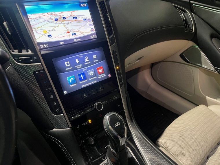 Infiniti Q50 — foto 8 de 19
