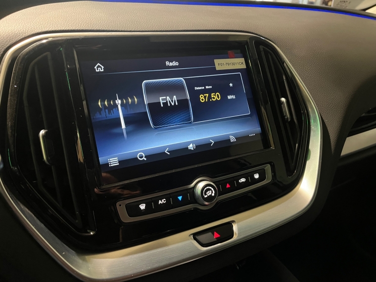Jetour X70 — foto 10 de 16