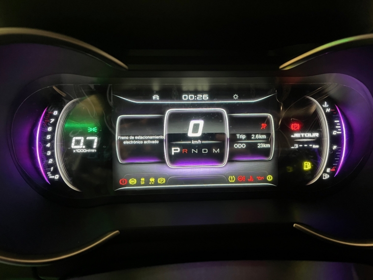 Jetour X70 — foto 11 de 16