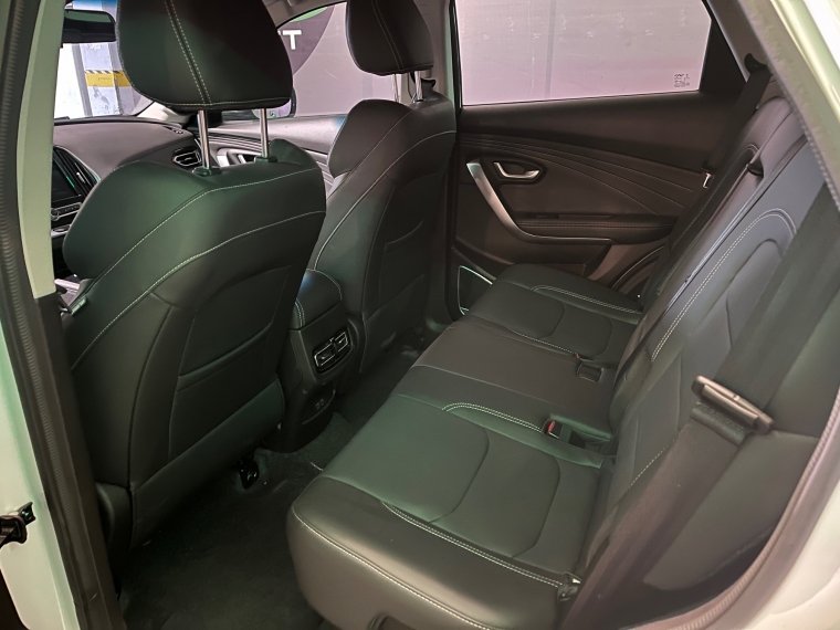 Jetour X70 — foto 14 de 16