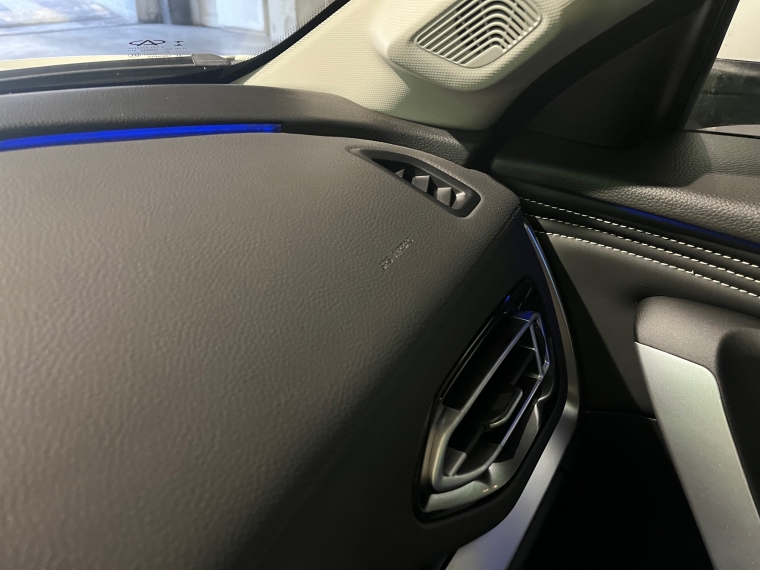 Jetour X70 — foto 8 de 16
