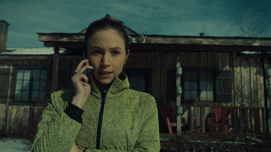 Waverly calls Nicole on the phone to ask a favor after Doc drives off.