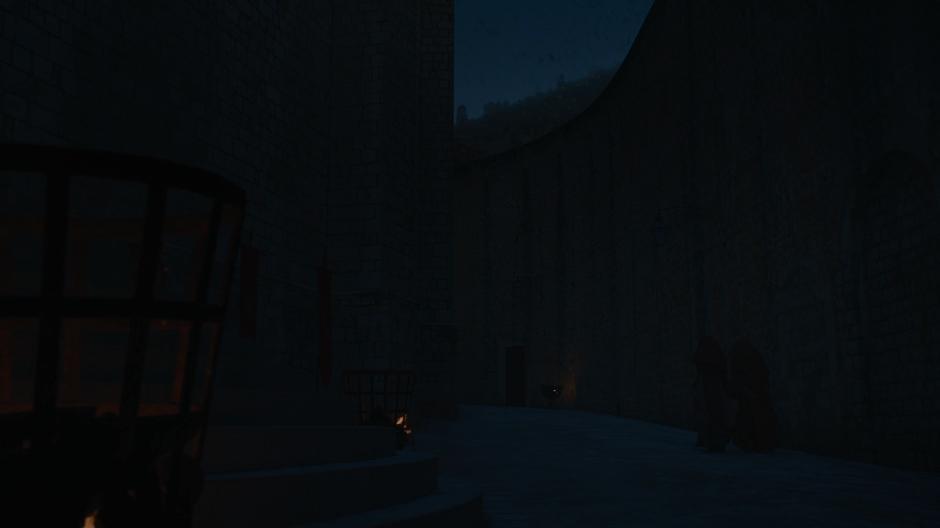 Snow starts to fall on the streets of King's Landing.