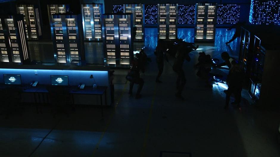 The team fights several guards in the internet center.