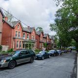 Photograph of Glen Road (between Bloor & Howard).