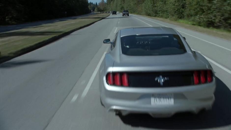 Mulder drives back to Washington D.C. after talks with Mr. Y.