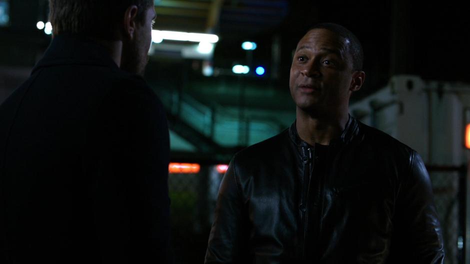 Diggle talks to Oliver.