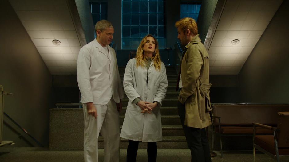Sara plans with Leo and Constantine about how to get a message back to the future.