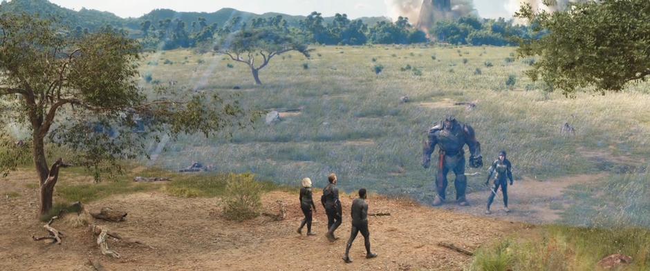 Natasha, Steve, and T'Challa walk up to the barrier where Corvus Glaive and Cull Obsidian are standing.