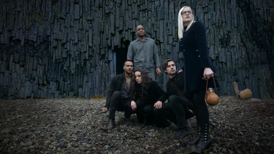 Penny, Julia, Dean Fogg, Quentin, and Alice appear on the beach and see that the reservoir has already been drained.