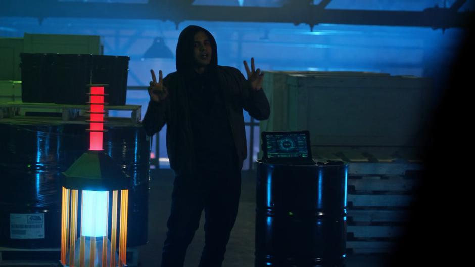 Echo mocks Cisco while preparing his escape portal.