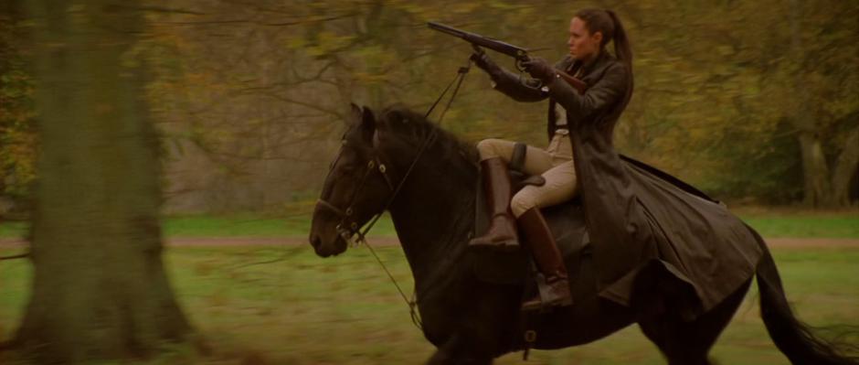 tomb raider lara croft horse