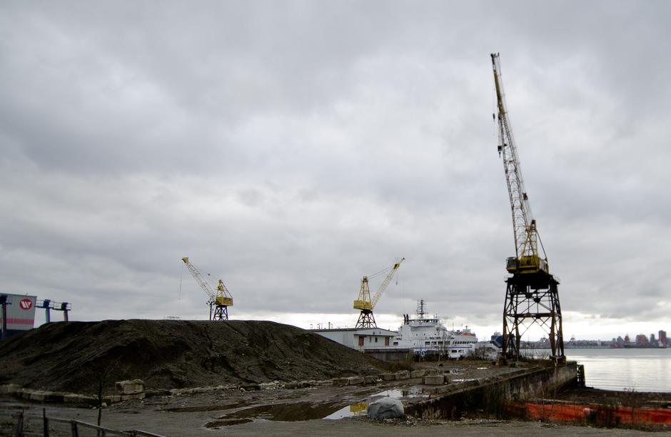 This crane is all that remains of the Burrard Dry Dock.